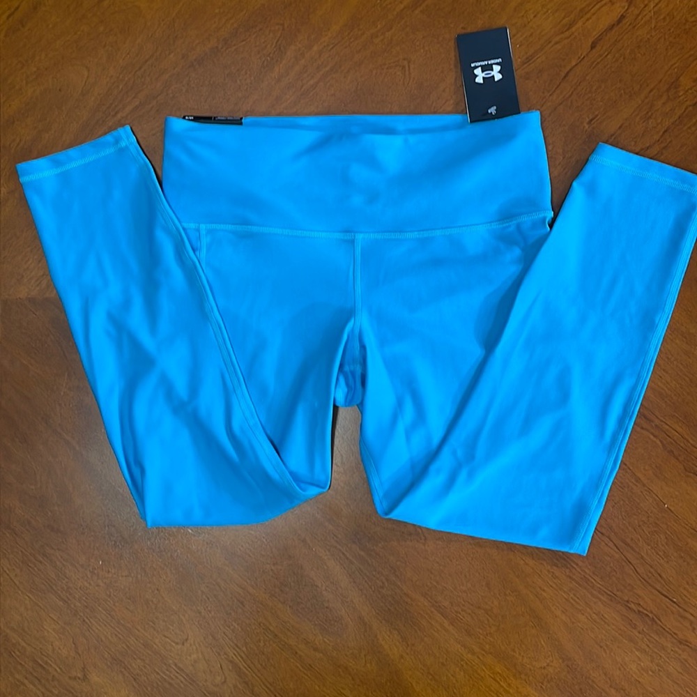 Under armor heat gear, no slip, high, waisted, ankle leggings glacier blue L